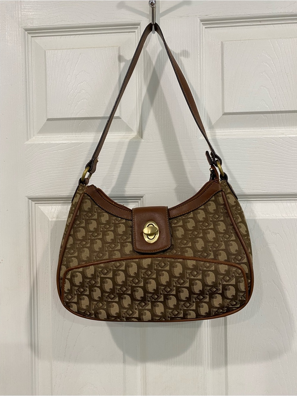 Rosetti purse with wallet and chain purse
